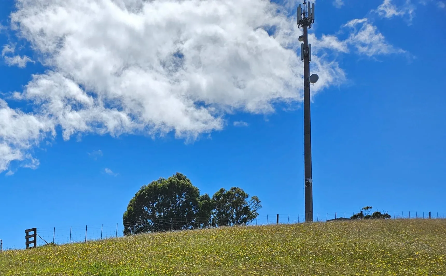 Splendid Constructions project — telecommunications infrastructure 8